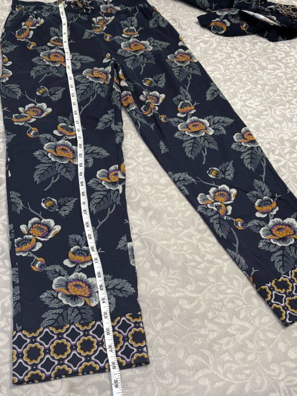 Vera Bradley Navy Floral Garden Cotton Pajama 2 Piece Set Women's Medium (B29) - Picture 10 of 13